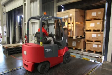 Huấn luyện an toàn, vận hành xe nâng hàng